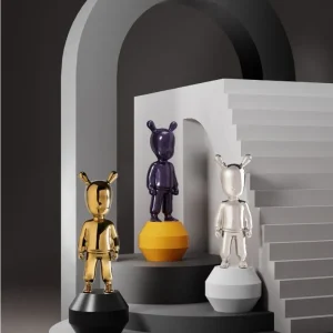 Lladro Guest Little-purple on yellow Figurine.